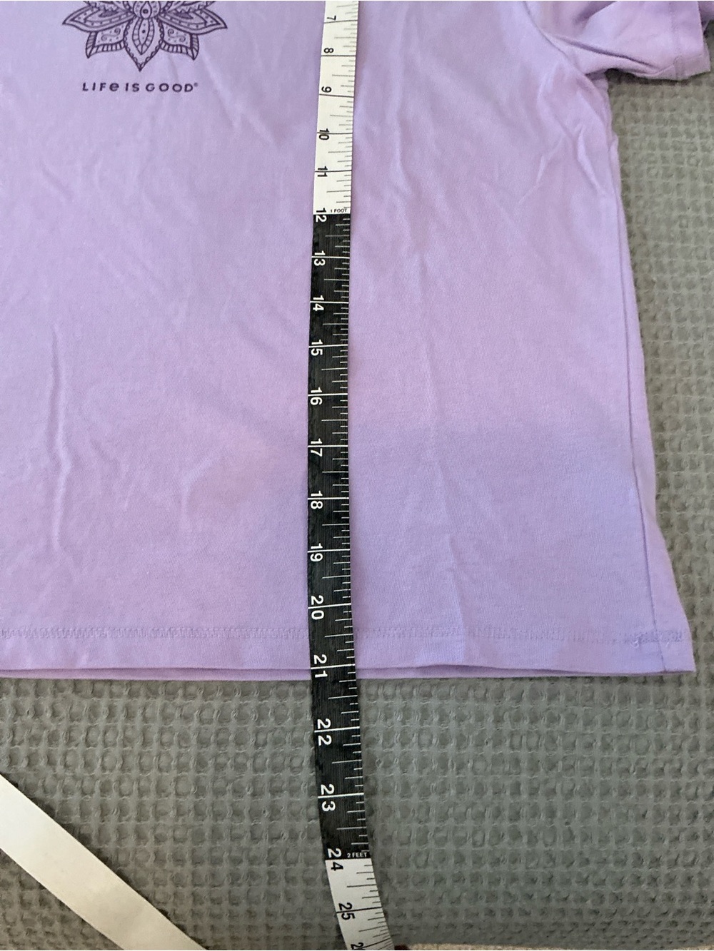 Life Is Good Lavender Short-Sleeve Tee with Lotus Graphic size Small - Picture 7 of 7